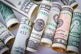 1867亿资金大抄底 股票型ETF连续四周资金净流入！抗跌性十足 这类基金表现亮了