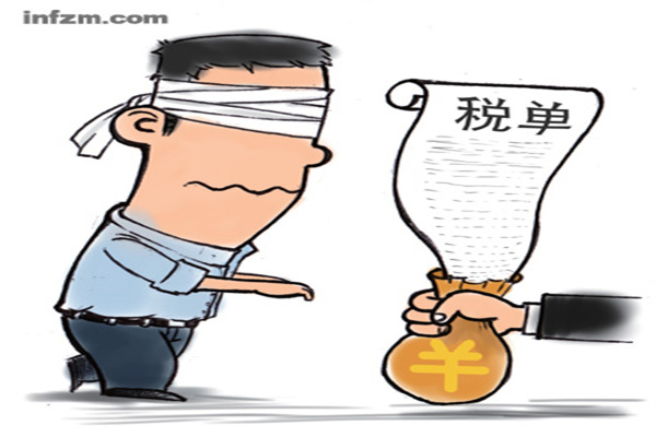机器人在踉跄奔跑中前行